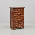 1277 1304 CHEST OF DRAWERS